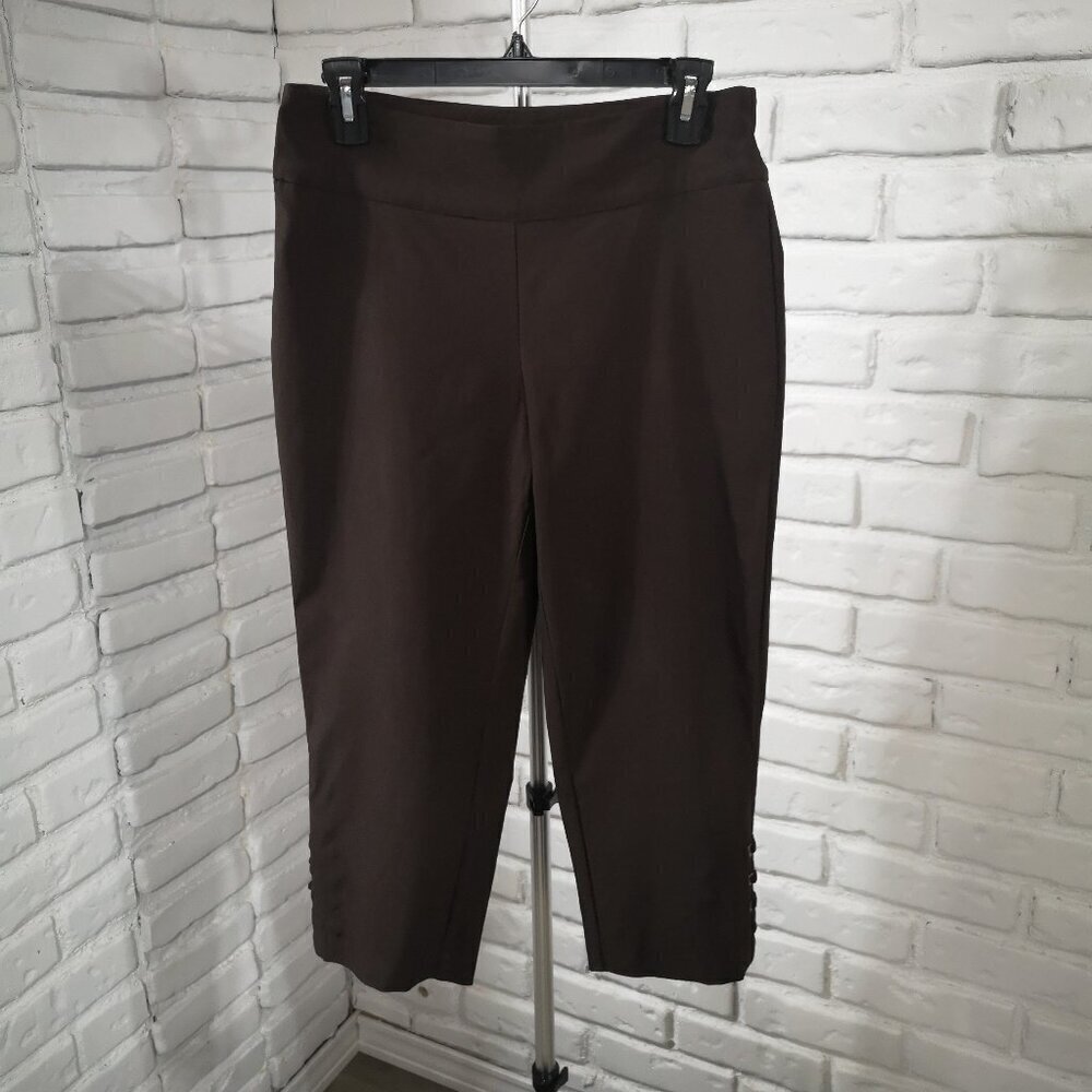 Denver Hayes Ladies Size 6 Dark Brown Pull On Style Capri Pants - Picture 1 of 9